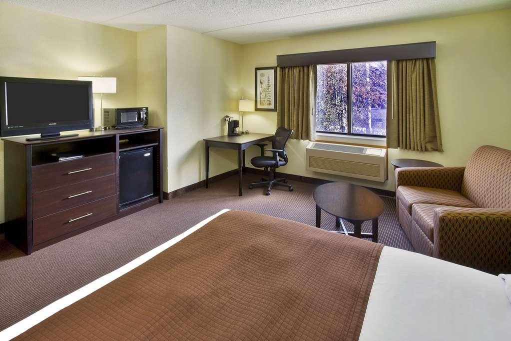 Quality Inn 2*
